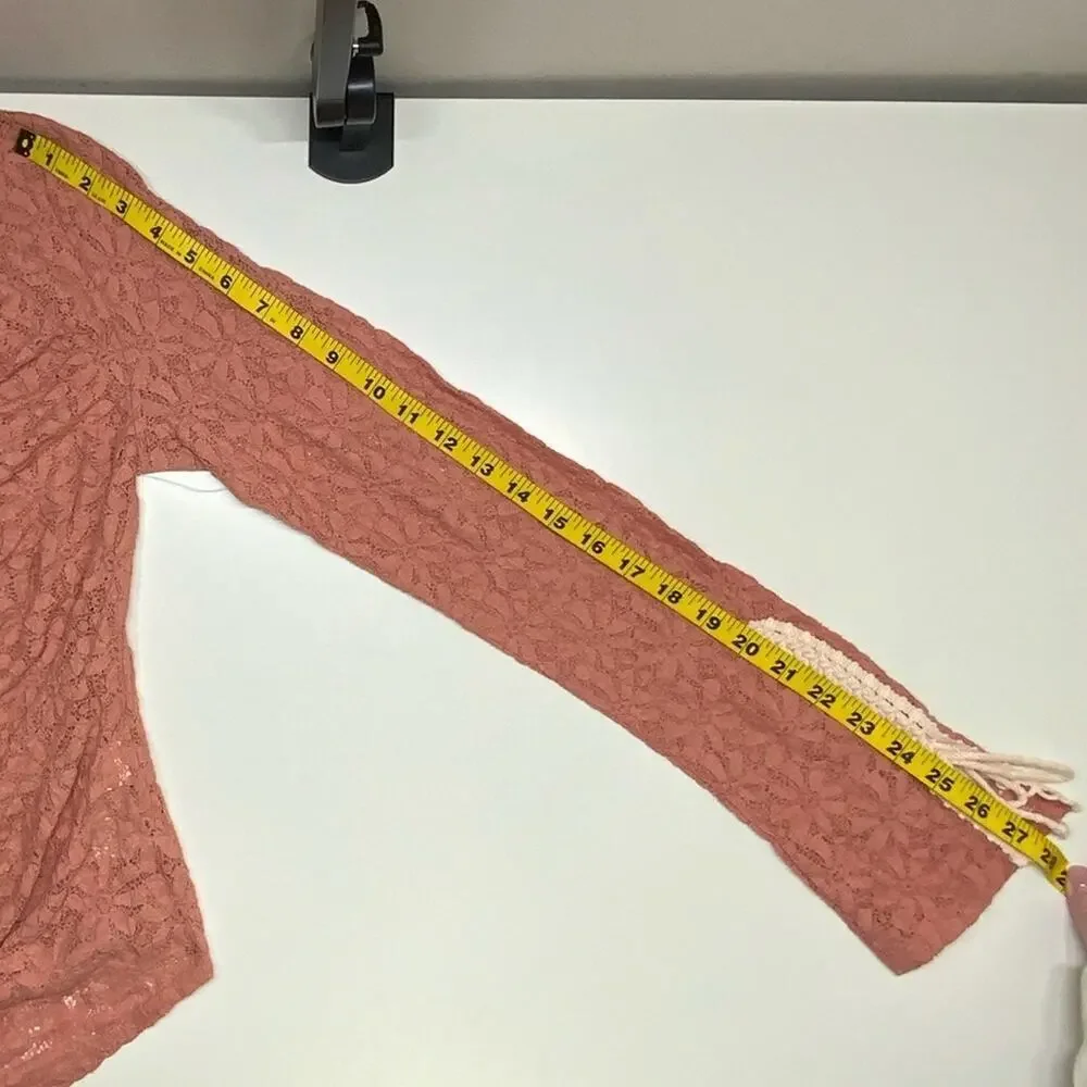 EUC | Free People | Lilah Lace Long Sleeve Top | Peach/Ivory | Small